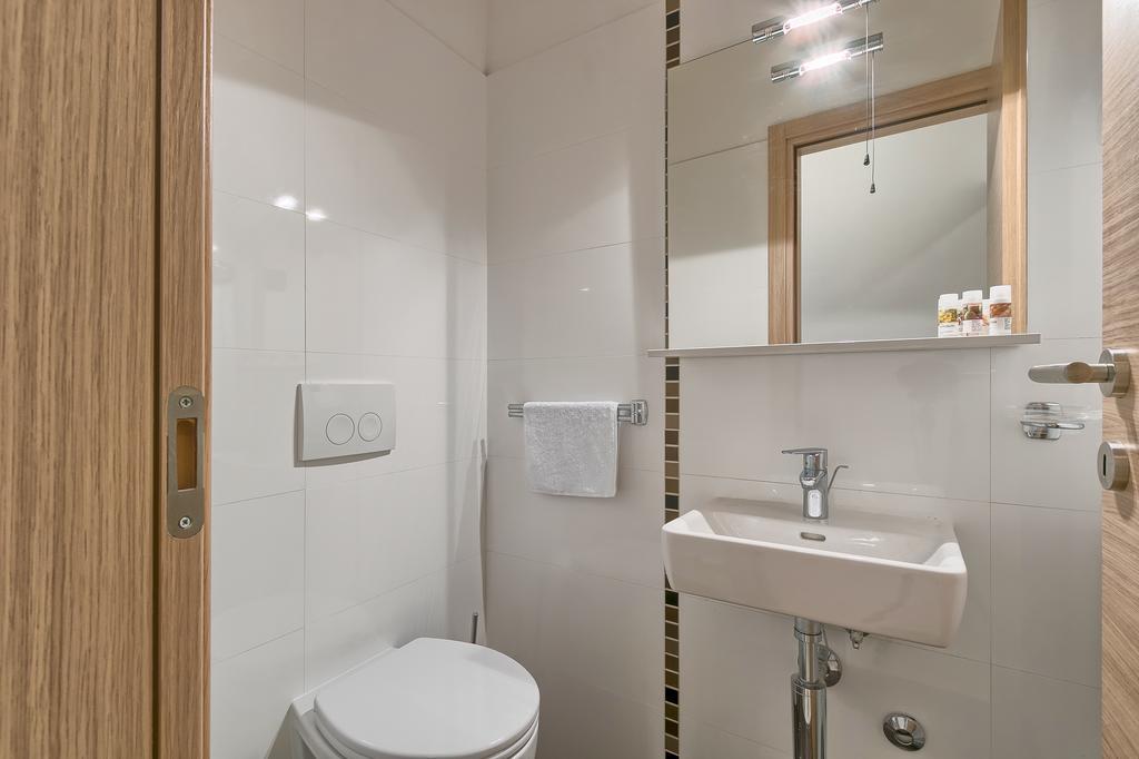 Adriatic Apartments Fazana Exterior photo